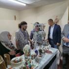 بالصور| السفير الرويضي يزور مهرجان ليالي مسقط ويُشيد بالجناح الفلسطيني