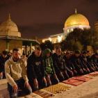 بالصور| آلاف المصلين يؤدون صلاة العشاء والتراويح في المسجد الأقصى