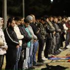 صور| 40 ألف مصلٍّ يؤدون صلاتي العشاء والتراويح في المسجد الأقصى