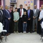 بالصور| برهم يجري جولة تفقدية لمتابعة قضايا تخص التعليم في بلدة طمون