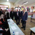 مصطفى يشيد بسير العملية الانتخابية وجهود الطواقم التي تشرف عليها