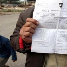 قوات الاحتلال تخطر بمنع مدير ورئيس سدنة الحرم الابراهيمي من دخول الحرم