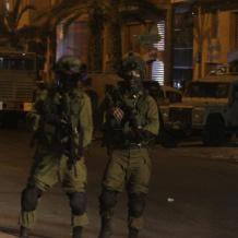 الاحتلال يقتحم مادما جنوب نابلس ويغلق مداخلها