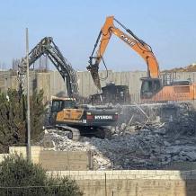 السلطات الإسرائيلية تهدم منزلا في دير الأسد بالجليل بأراضي الـ48