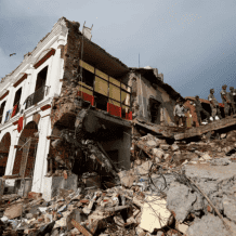 قتلى وجرحى ومنازل مدمرة جراء زلزال ضرب المكسيك