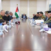 الشيخ يعقد اجتماعا أمنيا بحضور رئيس الوزراء وكبار المسؤولين لبحث المستجدات السياسية والأمنية