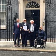 تتويجًا لجهود منيب المصري: 45 نائبًا ولوردًا بريطانيًا يطالبون باعتذار رسمي عن وعد بلفور