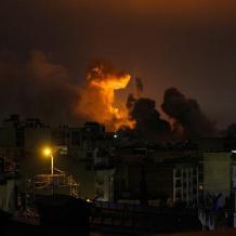 اليوم الـ31 للحرب... هجمات بالصواريخ على ديمونا والنقب وغارات على طهران