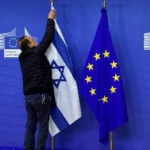 أكثر من 350 مسؤولا أوروبيًا سابقًا يطالبون بتعليق اتفاقية الشراكة بين الاتحاد الأوروبي وإسرائيل