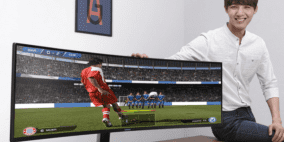 سامسونج تعلن عن أكبر شاشة ألعاب منحنية