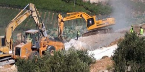 قوات الاحتلال تقوم بتجريف أراض في رافات