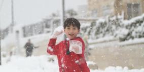الثلوج تنشر الفرحة في مدينة القدس