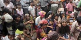 الدول المانحة تعفي ميانمار من نصف ديونها