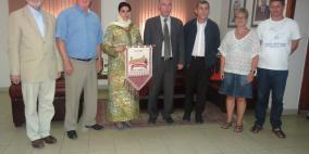 وفد أورو- متوسطي يزور بلدية الخليل ويلتقي رئيسها