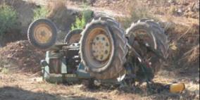 وفاة طفل وإصابة 3 اثر انقلاب جرار زراعي غرب نابلس