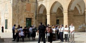 مجموعة من المستوطنين يقتحمون الأقصى