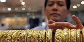 أسعار الذهب تهبط لأدنى مستوى في أربع سنوات