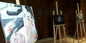 الفنان الفلسطيني مسلم بدارين يقيم معرضه الفني الأول