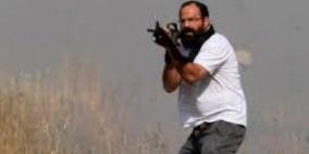 الخليل: مستوطن يطلق النار تجاه مركبة فلسطينية,, واصابات في مواجهات بالمدينة