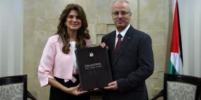 الحمد الله يستقبل مدير عام مؤسسة الحسين للسرطان الأميرة دينا مرعد