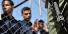 الاحتلال يُثبت الاعتقال الإداري لأسيرين من الخليل