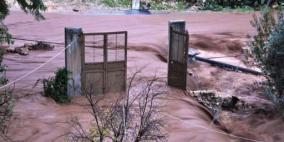 محافظة نابلس ومؤسسات المحافظة وهيئة لاعمال الخيرية الاماراتية يتفقدوا منازل المواطنين