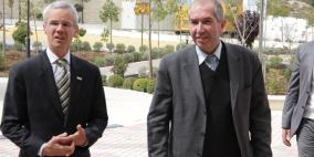 الخليل: الزعتري يبحث دعم مشاريع المدينة مع الوكالة الامريكية للتنمية