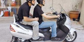 إصابة أربعة مواطنين في تصادم دراجتين ناريتين بغزة