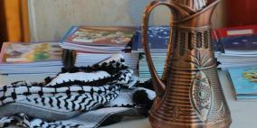 بالصور: "بازار الصمود والكرامة الخيري للقرطاسية" بنابلس تضامناً مع غزة