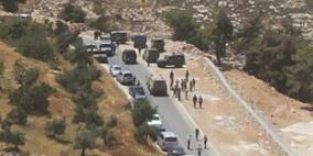 الخليل: الاحتلال يعتقل شقيقين بالقرب من دورا