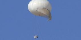 جيش الاحتلال يبحث عن منطاد تجسس أفلت على حدود غزة