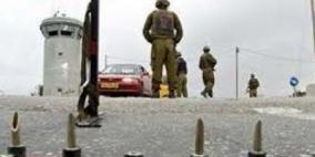 الاحتلال يعتدي على المواطنين على حاجز 'الكونتينر'