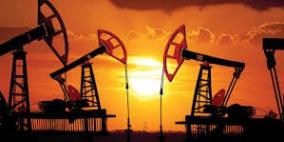 ارتفاع النفط مدفوعا بالتزام المنتجين تخفيض الإنتاج