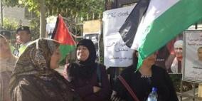 قوات الاحتلال تهدم الخيمة التضامنية مع الأسير الشرحة في بلدة دورا