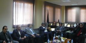 المحافظ طوباسي يستقبل وزير الزراعة و يبحث معه النهوض بالواقع الزراعي بطوباس