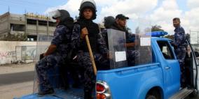 شرطة غزة تلقي القبض على قتلة وتجد مخابئ وأسلحة وعظام