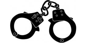 القبض على ثلاثة مواطنين مشتبهين بسرقة كوابل كهربائية ببلدة طمون