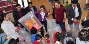 بنك الاردن يدخل البهجة لقلوب أطفال قريـة "الكريش"