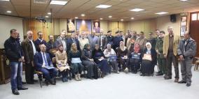 محافظ طولكرم ووكيل وزارة الإعلام يكرمان المشاركين والمدربين في دورة العلاقات العامة والإعلام