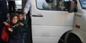 ضبط حافلة رياض أطفال بداخلها 33 طفلا وحمولتها 17 راكبا