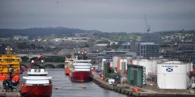 تراجع أسعار النفط يلغي 120 ألف وظيفة في بريطانيا