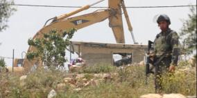 الاحتلال يهدم منزلين و'بركسا' وغرفة قيد الإنشاء قي برطعة جنوب جنين