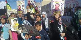 بالصور: اعتصام تضامني مع الأسرى المرضى في الخليل