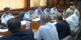 الشرطة والغرفة التجارية تبحثان سبل تعزيز الامن في المراكز التجارية في نابلس