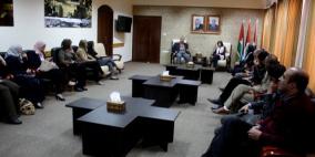 محافظة الخليل تستقبل وفدا نسائيا من سلطة عمان والإمارات