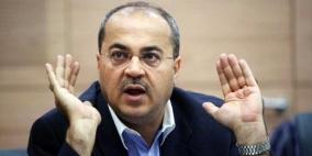 الطيبي: سأقاضي من أساء للنبي وشبّه القرآن بكتاب هتلر