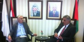غنيم يجتمع مع رئيس مؤسسة التعاون الفرنسية‎ لمناقشة مشاريع المياه الحالية
