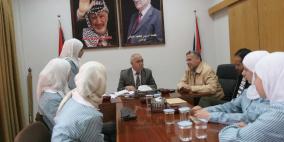 قلقيلية: المحافظ يلتقي وفدا من طالبات مدرسة الشيماء ومدرسة اماتين