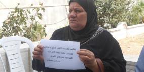 تقديم مذكرة اعتراض للصليب بعد سحب 40 تصريح لذوي أسرى الخليل