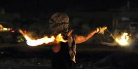 إلقاء زجاجة حارقة على سيارة مستوطنين شرق نابلس